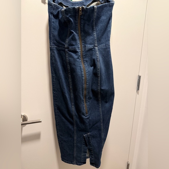 Veronica Beard Blue Denim Button-Front Overalls - Picture 2 of 2